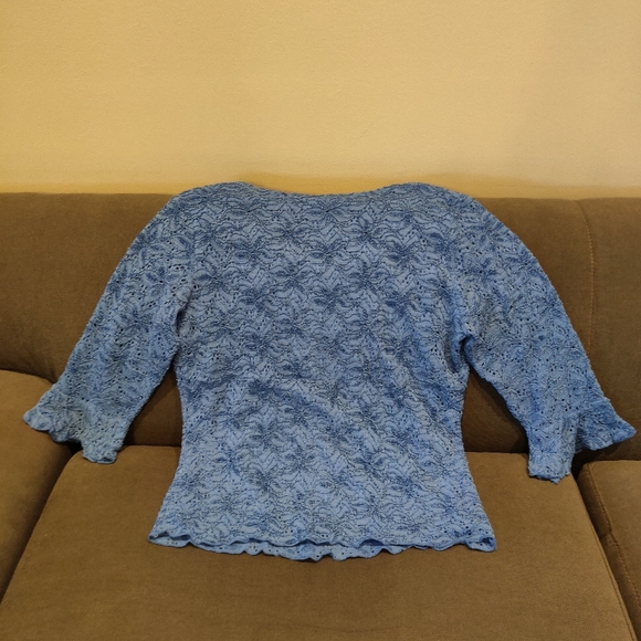 Women's Bell Sleeve Blouse - Picture 3 of 4